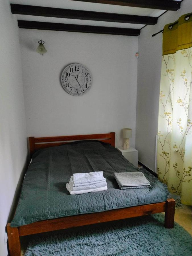 Urocze Studia W Lomiankach, 1- Z Sauna I Tarasem, 2- Z Kominkiem, 3- Ekonomiczne, 7Km Metro Mlociny Warszawa Łomianki Exterior foto